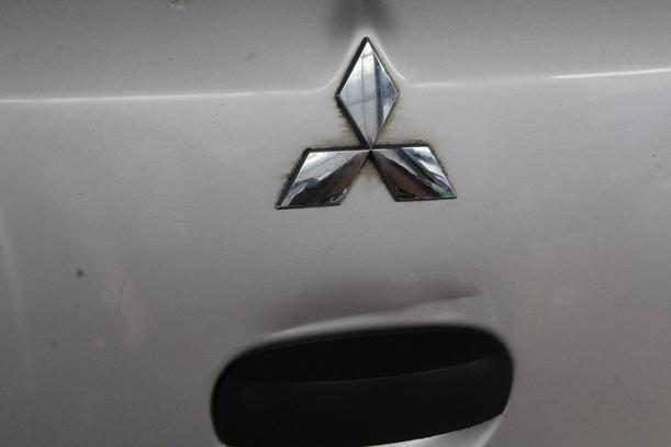 Foto: HECKKLAPPE / HECKDECKEL eines Mitsubishi Colt CZ3 1.3 Jeans