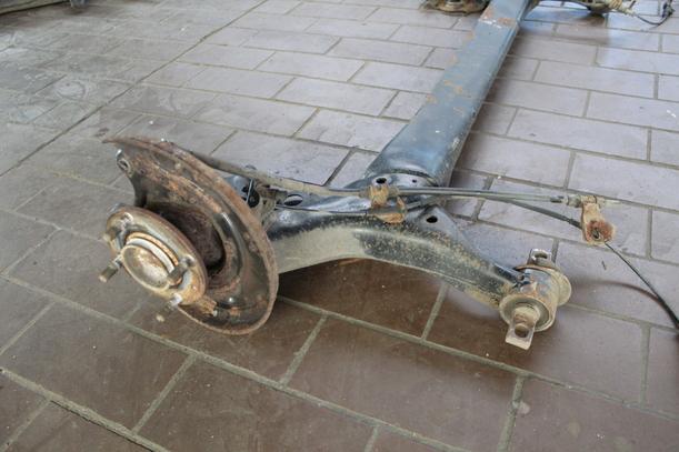 Foto: HINTERACHSE eines Mitsubishi Colt CZ3 1.3 Jeans