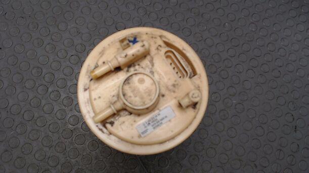 Foto: KRAFTSTOFFPUMPE eines Mitsubishi Colt CZ3 1.3 255 541/Z24