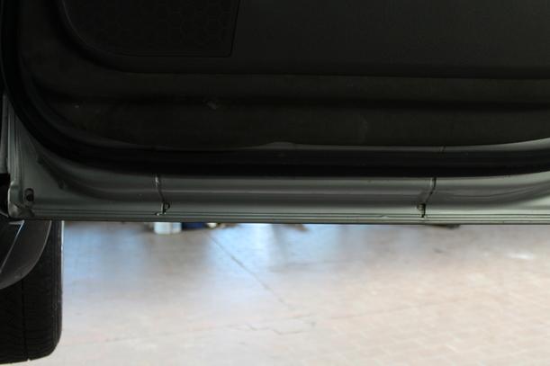 Foto: TÜR VORN RECHTS eines Audi A2 1.4 255 592/Z24