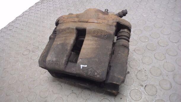 Foto: BREMSSATTEL VORN LINKS eines Dacia Sandero 1.6 MPI 255 592/Z24