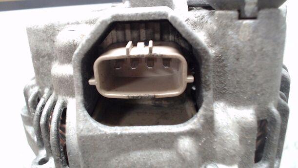 Foto: LICHTMASCHINE eines Mitsubishi Colt CZ3 1.3 255 592/Z24