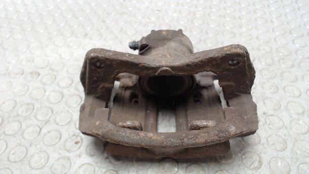 Foto: BREMSSATTEL VORN LINKS eines Mitsubishi Colt CZ3 1.3 255 592/Z24