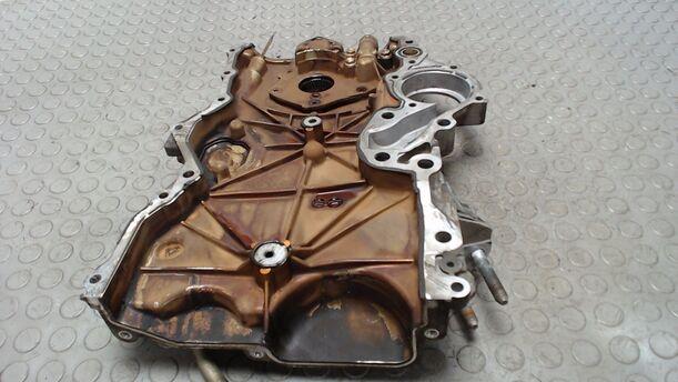 Foto: STEUERGEHÄUSEDECKEL / STIRNDECKEL eines Mitsubishi Colt CZ3 1.3 GLX