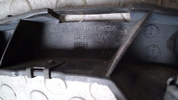 Foto: RADLAUFHALTERUNG HINTEN RECHTS eines Audi A2 1.4 GLX