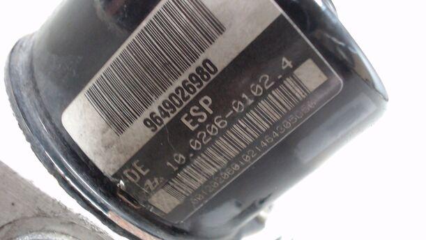 Foto: HAUPTBREMSAGGREGAT ABS eines Peugeot 206 CC 110 GL