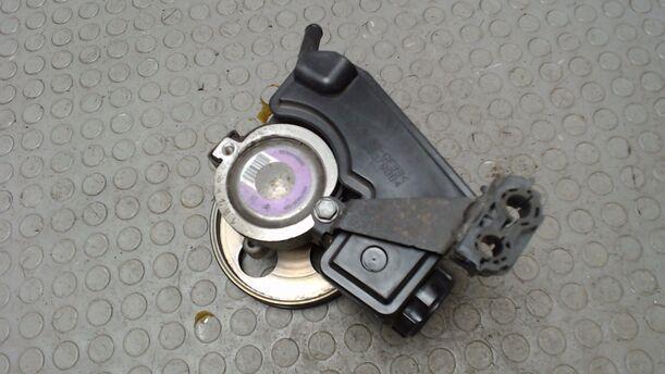 Foto: PUMPE SERVOLENKUNG eines Peugeot 206 CC 110 GL