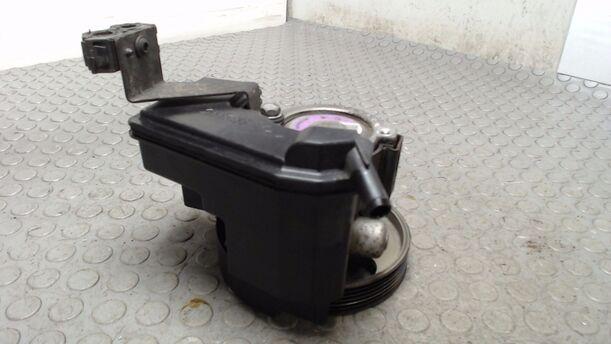 Foto: PUMPE SERVOLENKUNG eines Peugeot 206 CC 110 GL
