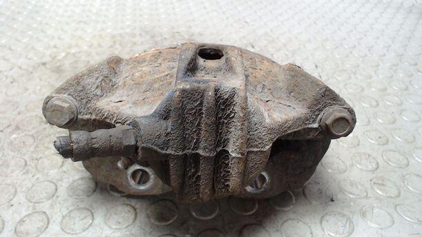 Foto: BREMSSATTEL VORN LINKS eines Peugeot 206 CC 110 GL
