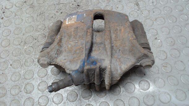 Foto: BREMSSATTEL VORN LINKS eines Peugeot 206 CC 110 GL