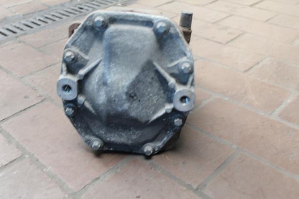 Foto: DIFFERENTIAL/ HINTERACHSGETRIEBE eines Mercedes-Benz C 180 Kompressor Sportcoupe SLX