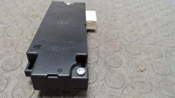 Foto: BLUETOOTH MODUL / STEUERGERÄT eines Peugeot 207 95 VTi SLX