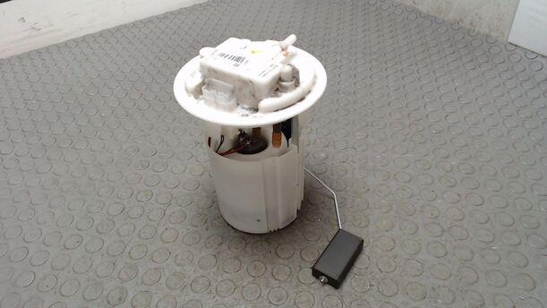 Foto: KRAFTSTOFFPUMPE eines Peugeot 207 95 VTi Cosmo