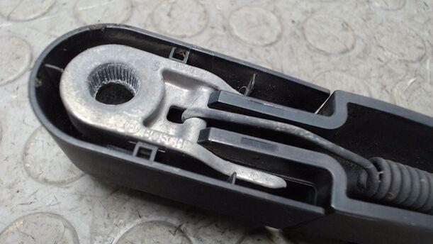 Foto: SCHEIBENWISCHERARM HINTEN eines Peugeot 207 95 VTi Cosmo