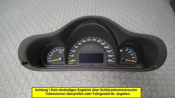 Foto: TACHOEINHEIT eines Mercedes-Benz C 180 Kompressor Sportcoupe Cosmo