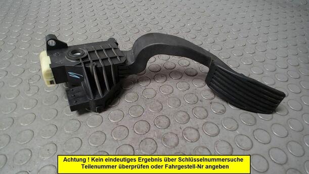 Foto: GASPEDAL eines Opel Corsa 1.2 16V
