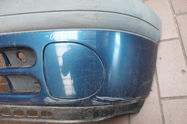 Foto: STOSSFÄNGER / STOßSTANGE VORN ( VOR FACELIFT ) eines Renault Clio 1.2