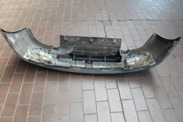 Foto: STOSSFÄNGER / STOßSTANGE VORN ( VOR FACELIFT ) eines Renault Clio 1.2