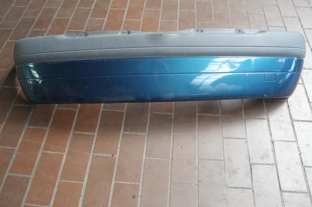 Foto: STOSSFÄNGER / STOßSTANGE HINTEN ( VOR FACELIFT ) eines Renault Clio 1.2