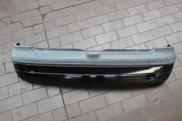 Foto: STOSSFÄNGER/ STOßSTANGE HINTEN eines Renault Twingo