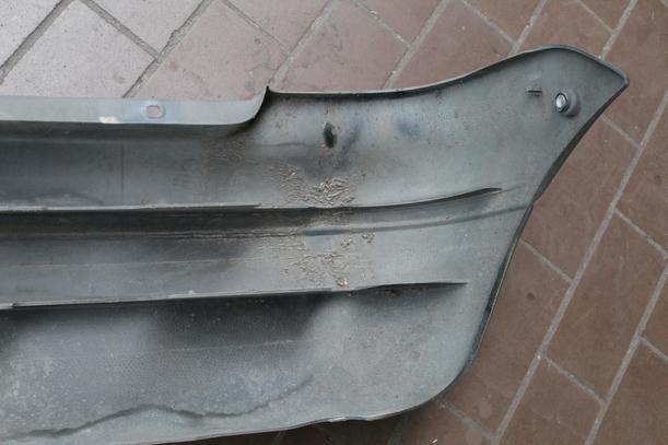 Foto: STOSSFÄNGER/ STOßSTANGE HINTEN eines Renault Twingo