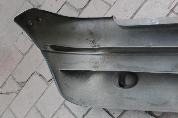Foto: STOSSFÄNGER/ STOßSTANGE HINTEN eines Renault Twingo
