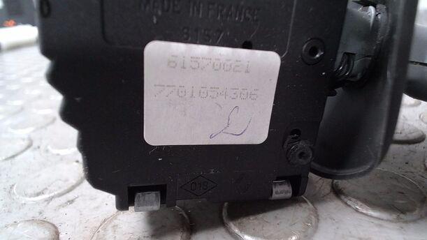 Foto: SCHEIBENWISCHERSCHALTER eines Renault Twingo