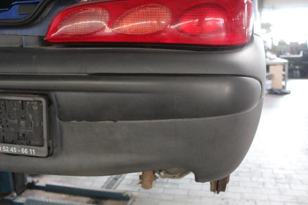 Foto: STOSSFÄNGER/ STOßSTANGE HINTEN eines Fiat Seicento 1.1
