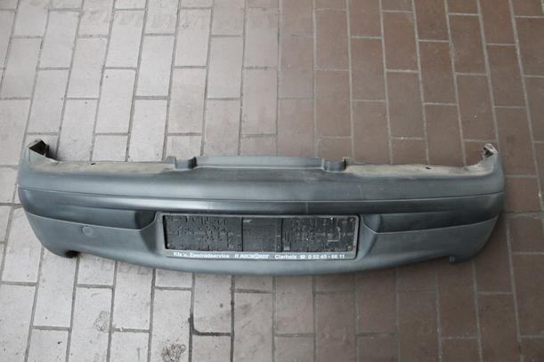 Foto: STOSSFÄNGER/ STOßSTANGE HINTEN eines Fiat Seicento 1.1