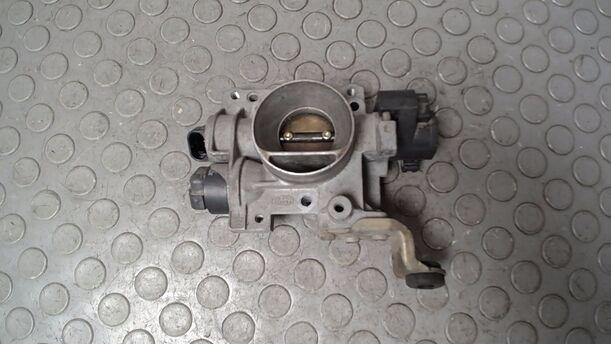 Foto: DROSSELKLAPPENSTUTZEN MECHANISCH eines Fiat Seicento 1.1