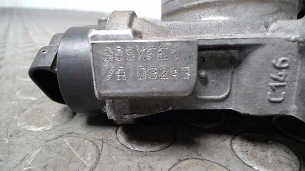Foto: DROSSELKLAPPENSTUTZEN MECHANISCH eines Fiat Seicento 1.1