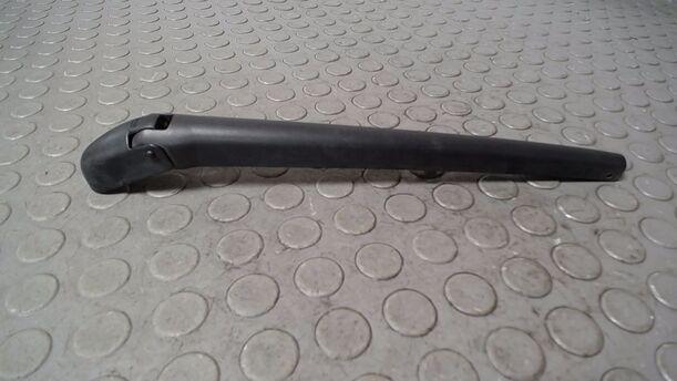 Foto: SCHEIBENWISCHERARM HINTEN eines Fiat Seicento 1.1