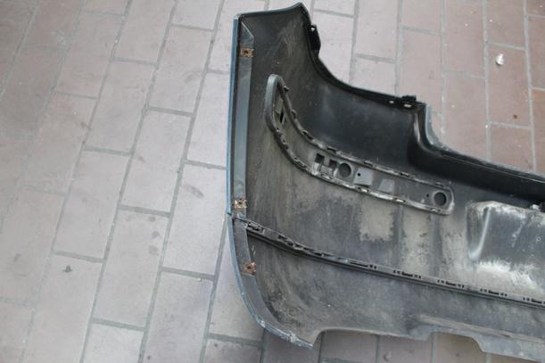 Foto: STOSSFÄNGER/ STOßSTANGE HINTEN ( LIMOUSINE ) eines VW Golf 1.4