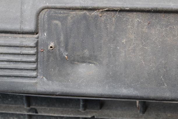 Foto: STOSSFÄNGER / STOßSTANGE VORN eines VW Passat Variant 1.6