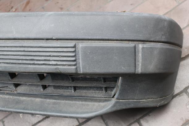 Foto: STOSSFÄNGER / STOßSTANGE VORN eines VW Passat Variant 1.6