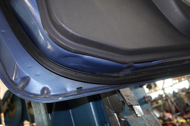 Foto: TÜR VORN LINKS ( 2/3 TÜRER ) eines Nissan Micra 1.2