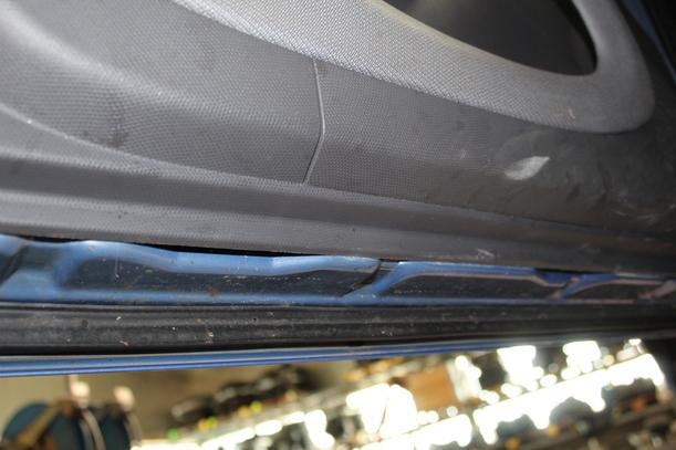 Foto: TÜR VORN LINKS ( 2/3 TÜRER ) eines Nissan Micra 1.2