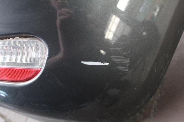 Foto: STOSSFÄNGER / STOßSTANGE HINTEN ( BIS 2012 ) eines Fiat Punto 1.4 8V
