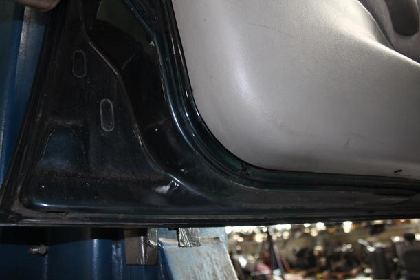 Foto: TÜR VORN LINKS (4-TÜRER) eines Ford Fiesta