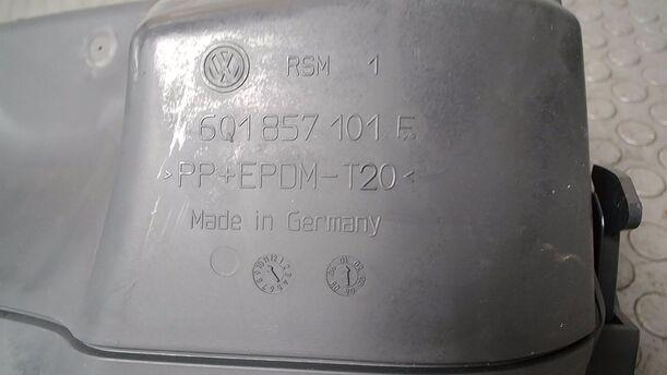 Foto: HANDSCHUHFACH eines Opel Corsa 12V