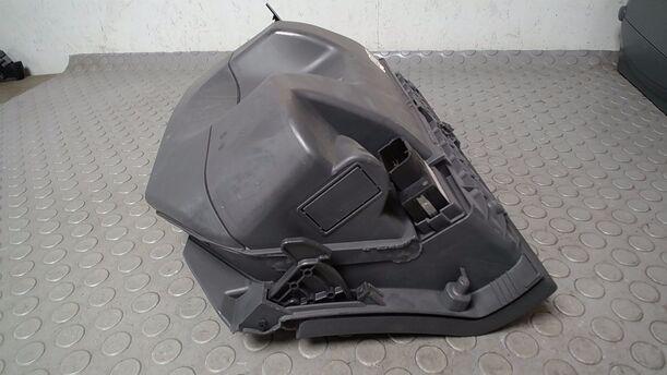 Foto: HANDSCHUHFACH eines Opel Corsa 12V