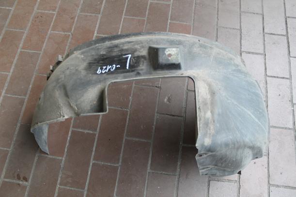Foto: RADHAUSSCHALE/ INNENRADHAUS VORN LINKS ( VOR FACELIFT ) eines Opel Vectra 2.0 DTI Caravan