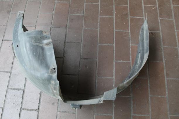 Foto: RADHAUSSCHALE/ INNENRADHAUS VORN LINKS ( VOR FACELIFT ) eines Opel Vectra 2.0 DTI Caravan