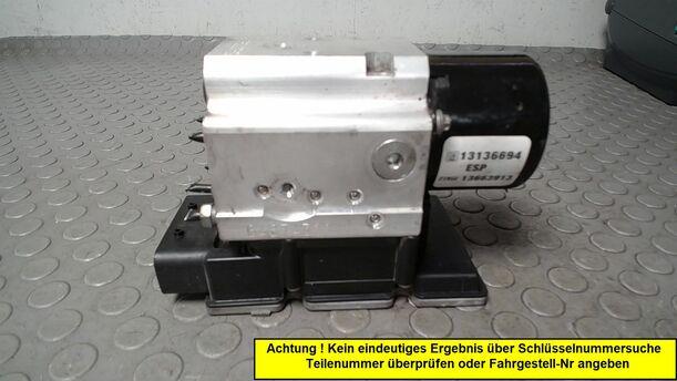 Foto: HAUPTBREMSAGGREGAT ABS eines Opel Vectra 2.0 DTI Caravan