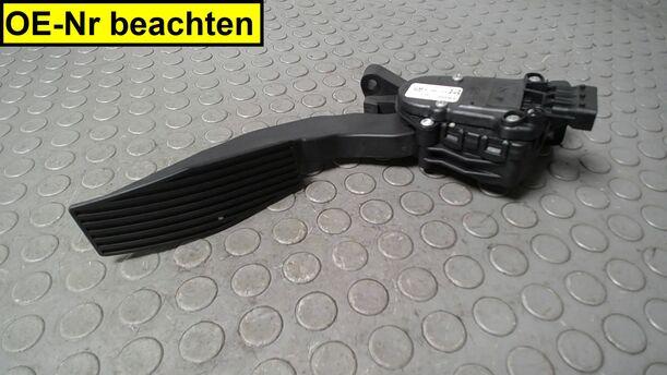 Foto: GASPEDAL eines Opel Vectra 2.0 DTI Caravan