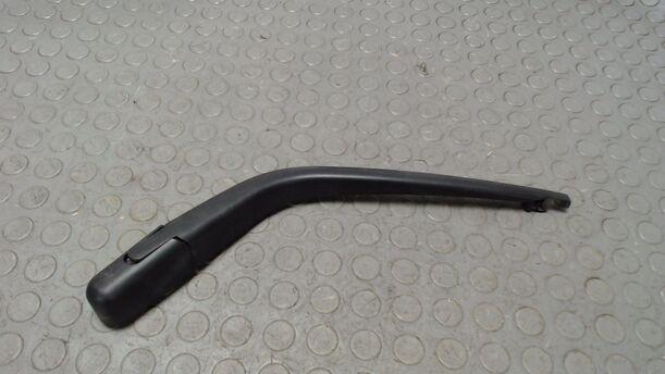 Foto: SCHEIBENWISCHERARM HINTEN eines Hyundai i10 1.1