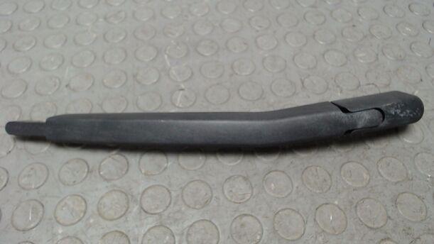 Foto: SCHEIBENWISCHERARM HINTEN eines Fiat Punto 1.2 8V GL