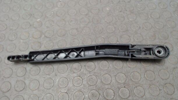 Foto: SCHEIBENWISCHERARM HINTEN eines Fiat Punto 1.2 8V GL