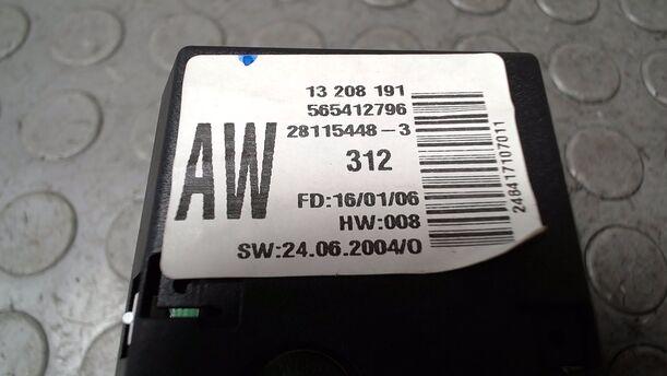 Foto: INFORMATIONSDISPLAY eines Opel Meriva 1.6 16V CS