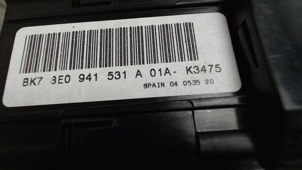 Foto: LICHTSCHALTER eines Audi A4 Avant 2.5 TDI CS